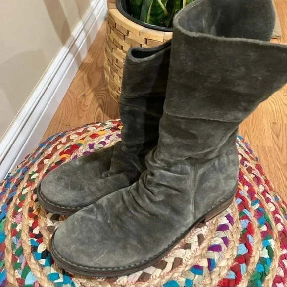 Fiorentini + Baker army green suede zip boots - Picture 6 of 9